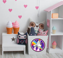 Load image into Gallery viewer, Spaceship Sticker, Spaceship Decal, Spaceship Nursery Decal, Decor