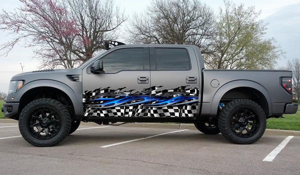 Racing Flag Car Vinyl, Ripped Metal Checkered Flag Car Vinyl Sticker, 3D Car Graphic Checkered Flag Auto Wrap, Flag Car Graphics, car décor