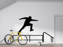 Load image into Gallery viewer, Parkour Wall Decal Freerunning Silhouette Wall Art Urban Sports Room Decor 455mv