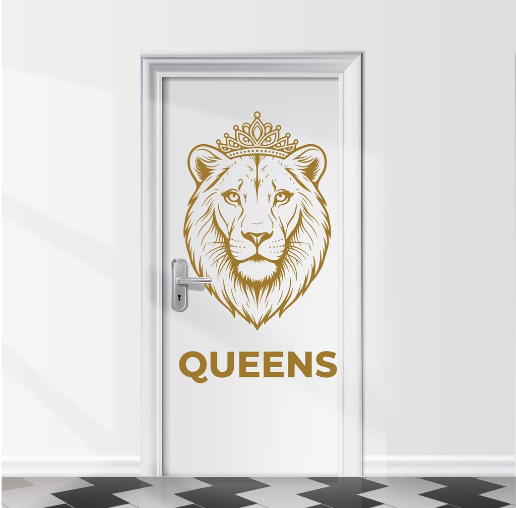 Bathroom Sign lioness Queens Door Decal, Bar Restaurant Toilet Door Decal, Bathroom Door Sign, Woman Modern Signs Vinyl Stickers, WC 1110RS